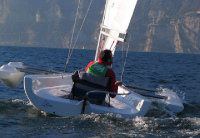 immagine di una barca in regata